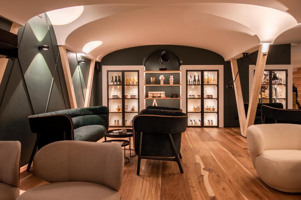 Hotel Garberhof Malles Venosta Eksteriør bilde
